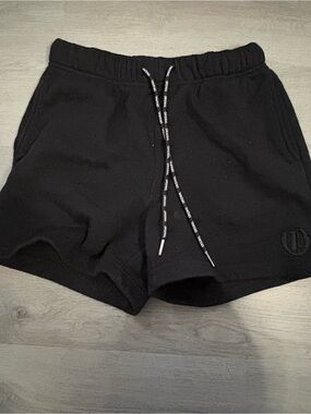 Women’s Black Drawstring Fleece Shorts - Unbranded